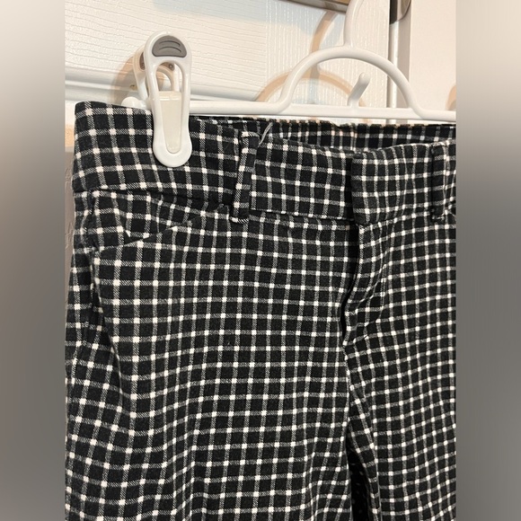 Old Navy Pixie Pants, Checker Print, Size 2 - Picture 6 of 7